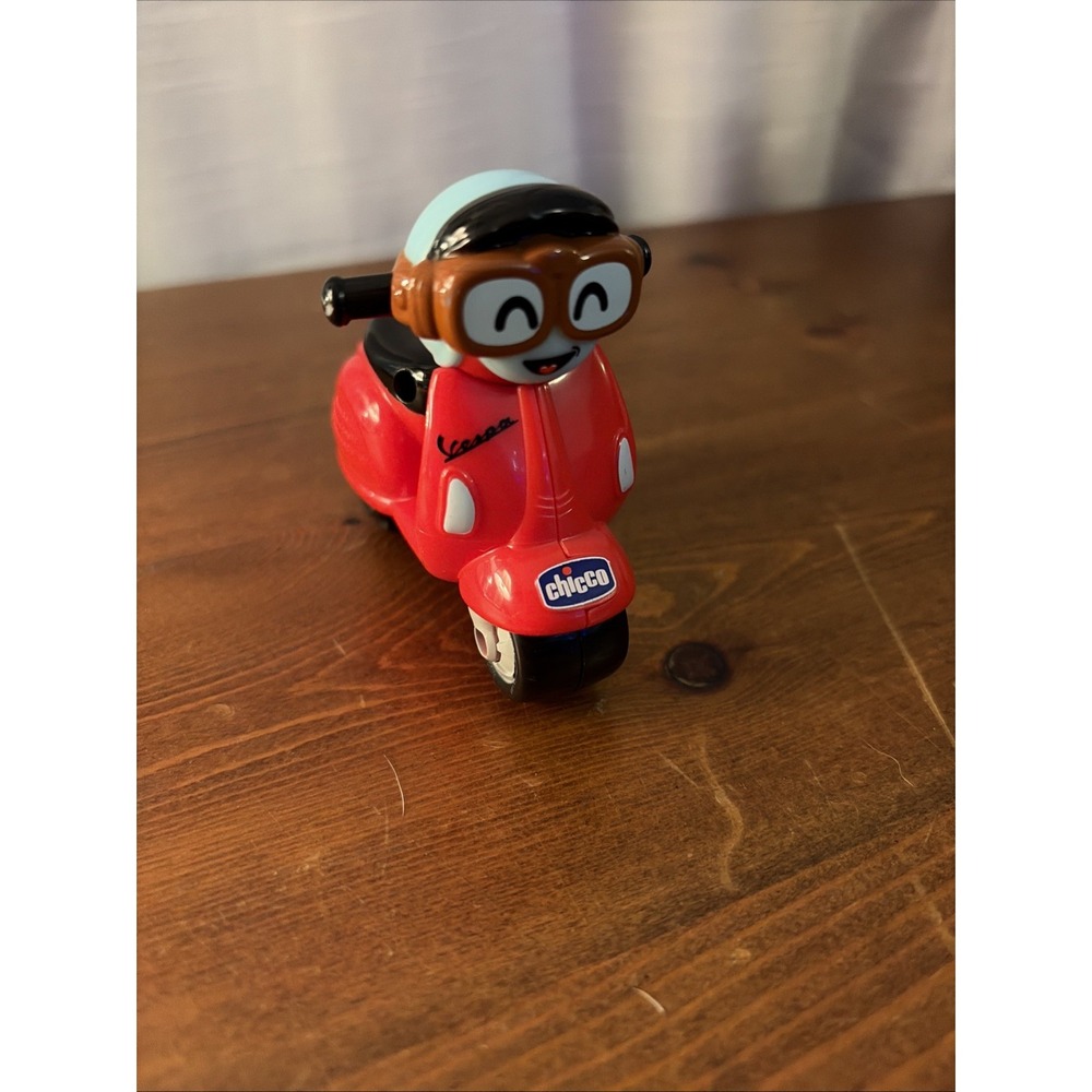 Chicco Red‎ Vespa Pull Back Toy
